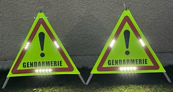 Tripode lumineux à 11 LED